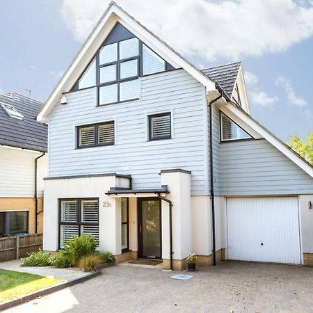 Twin Palms Villa Poole Kültér fotó